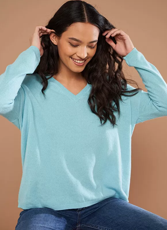 Fashion Sud Express Pull Au Volume Oversize Et A Manches Longues Pres Du Corps Calanques Monjoe