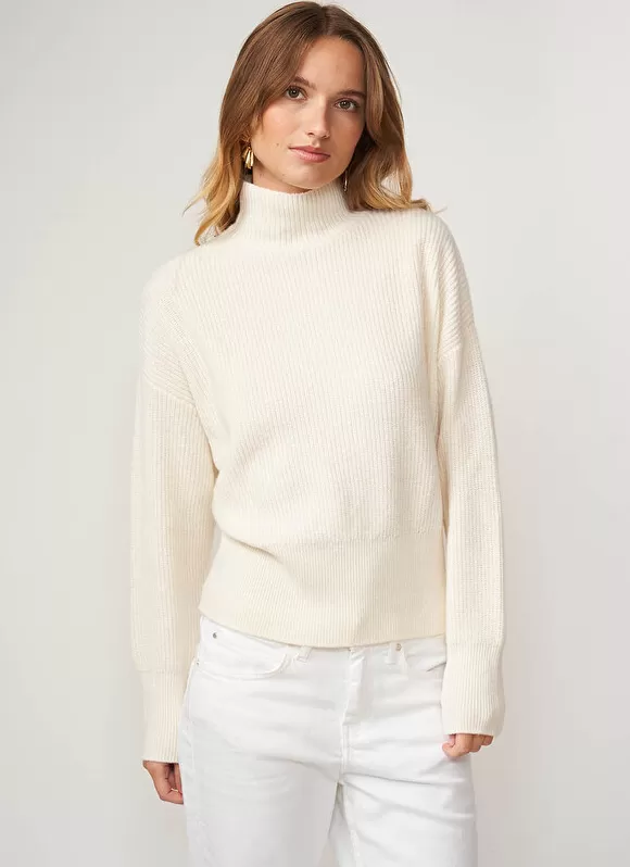 Flash Sale Sud Express Pull Col Montant A Cotes, Volume Large Ecru Maemi