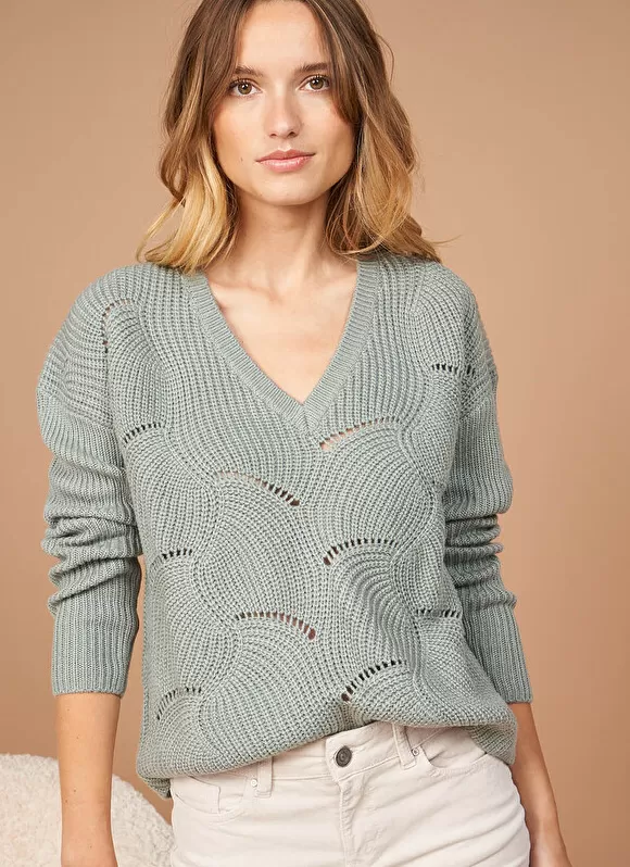 New Sud Express Pull Col V Au Tricotage Ajoure Amande Matido
