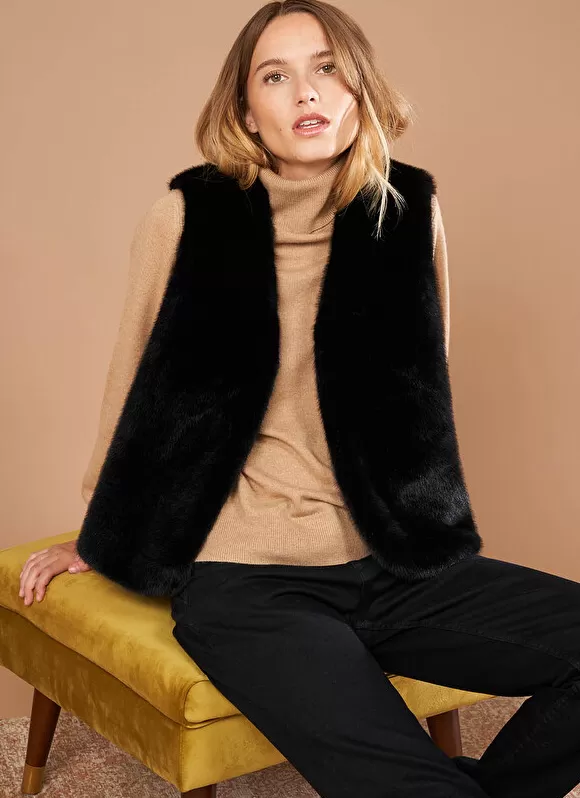 Shop Sud Express Veste Sans Manches Fausse Fourrure Noir Garinko